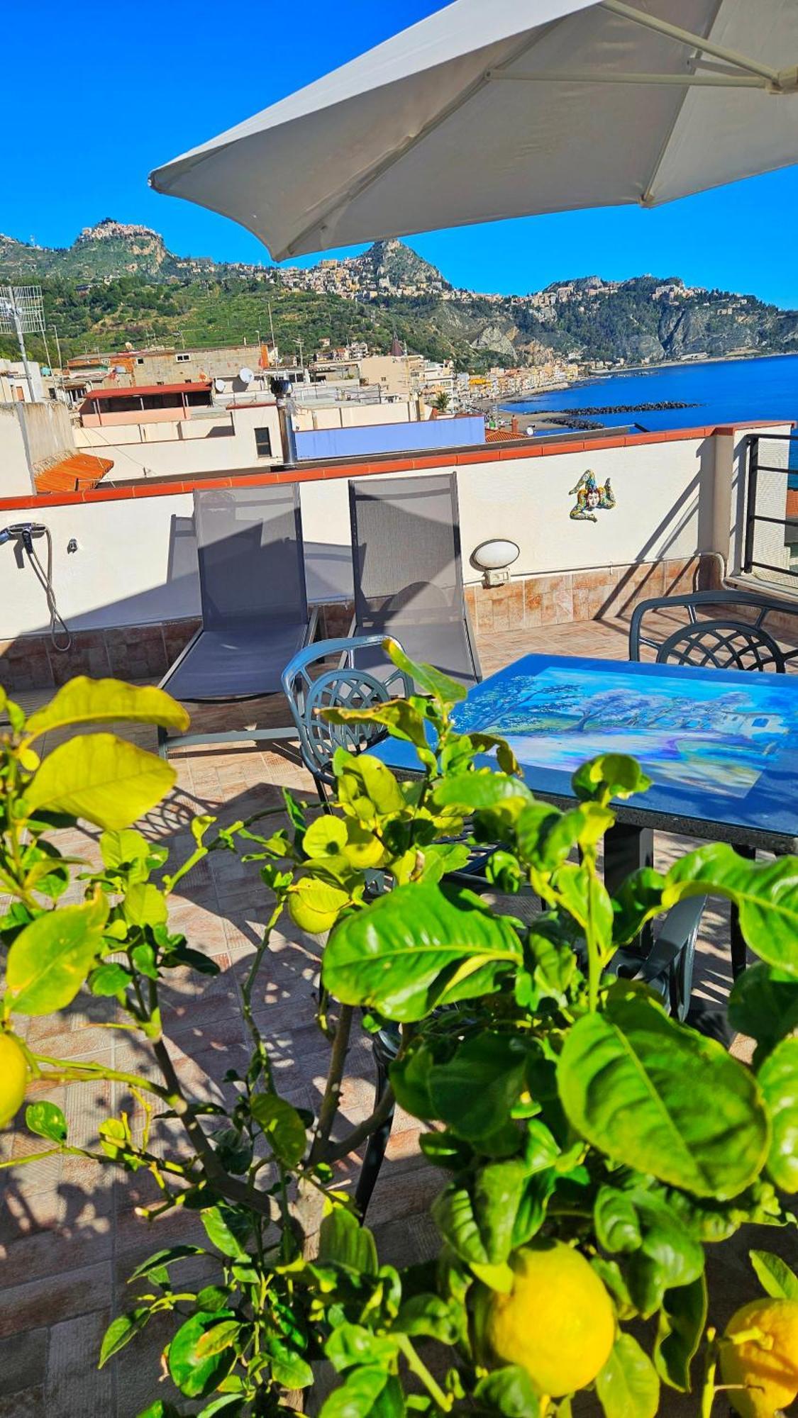 Panoramic Terrace Room Giardini Naxos Bagian luar foto