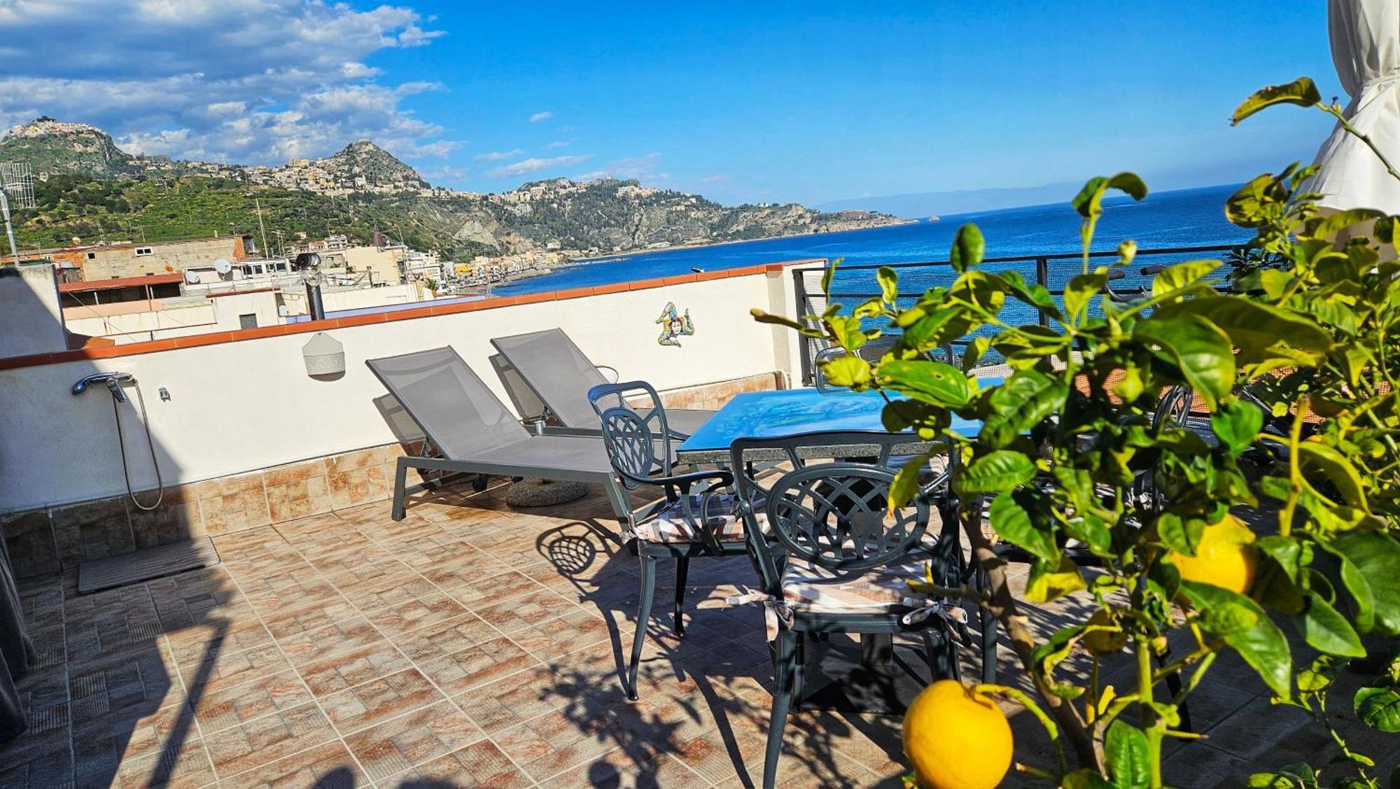 Panoramic Terrace Room Giardini Naxos Bagian luar foto